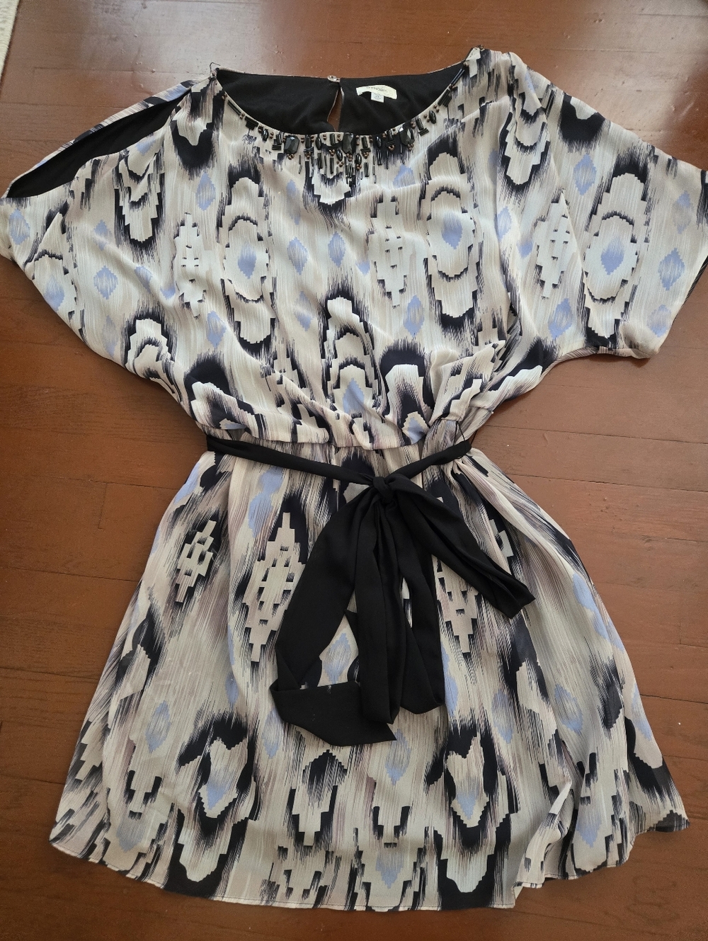 Dresbarn Women's Ikat Print Tie-Waist Dress - Black & Light Blue.